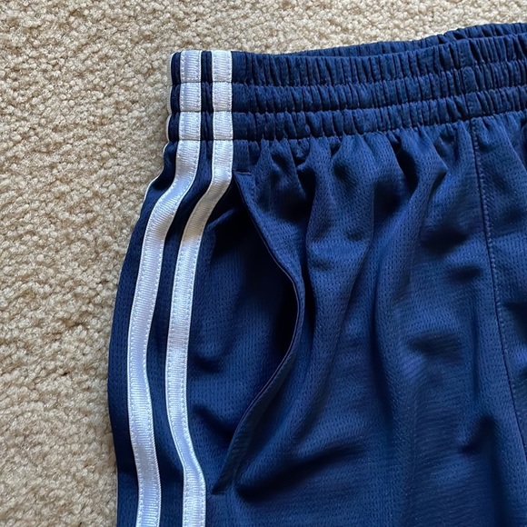 Adidas Boys Athletic Shorts. - Picture 6 of 12
